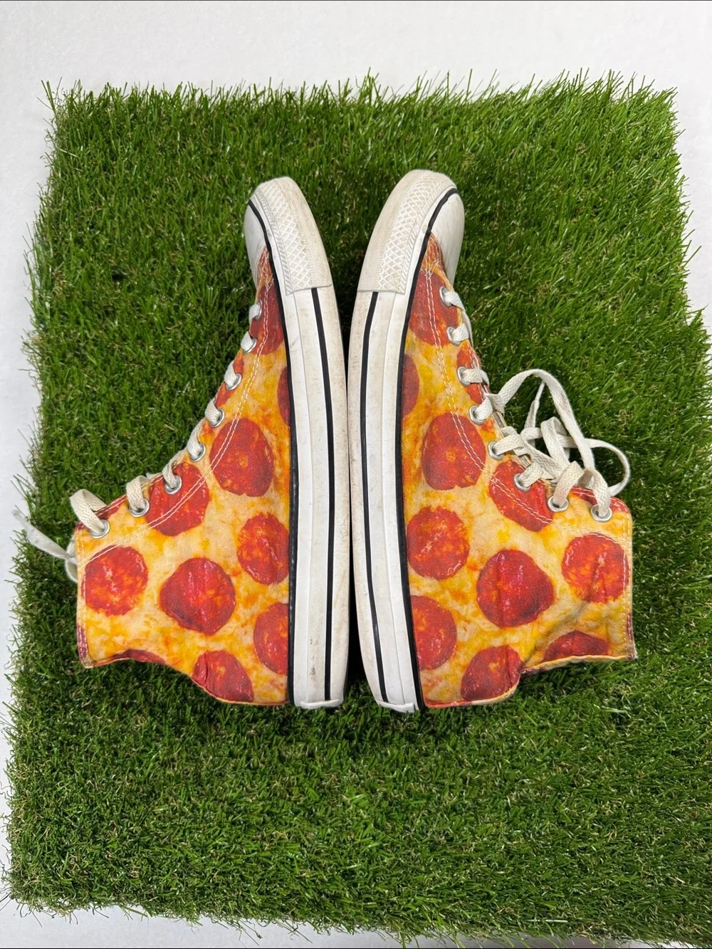 Converse High-Top Sneakers in Pizza Print - Picture 3 of 8